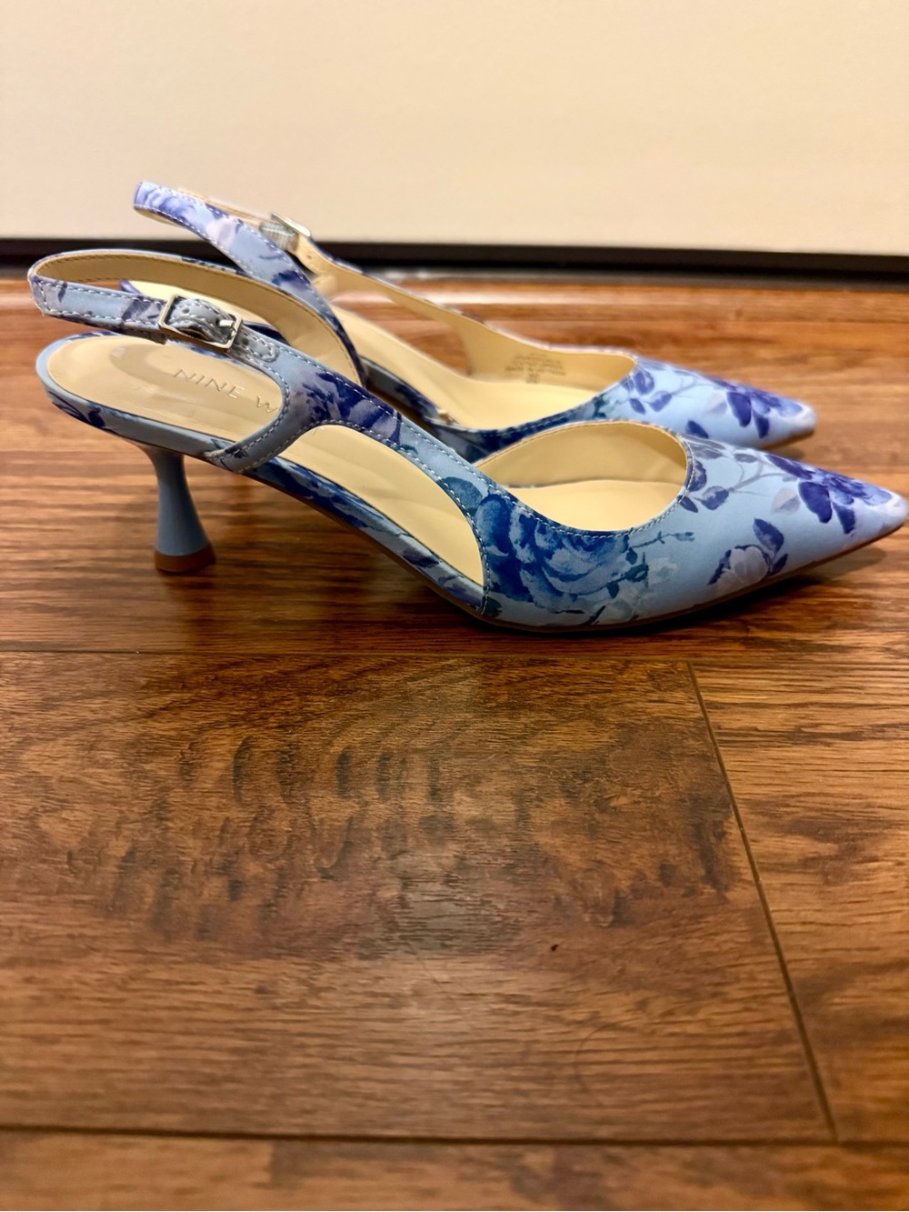 New Nine West Women's Blue Floral Pointed Toe Slingback Flats